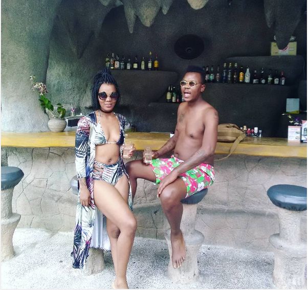 Pics! Inside Toll A$$ Mo And Mome's Baecation