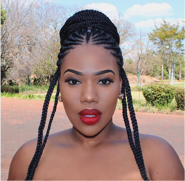 LOL! Watch Gugu Gumede Make Fun Of Her Uzalo Actress