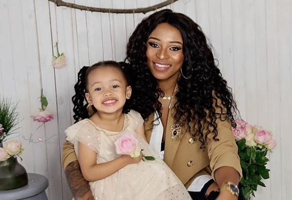 Cute! Watch Kairo's Reaction To Zinhle Giving Her A Gucci Purse