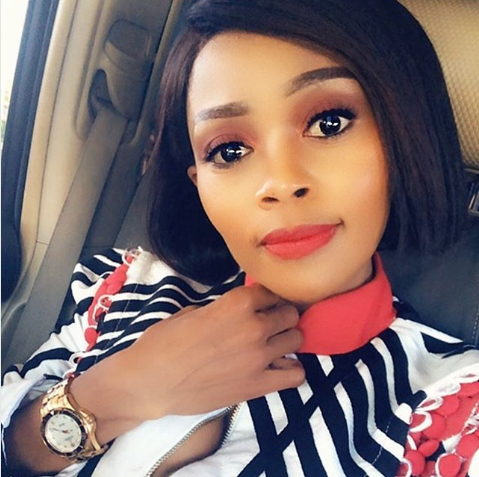 Pic! Thembi Seete Shows Off Her Makeup Fee, Ageless Beauty