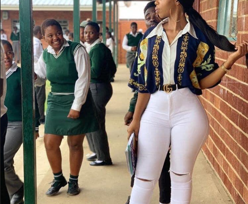 Viral Hot Teacher Reacts To Criticism From Black Twitter