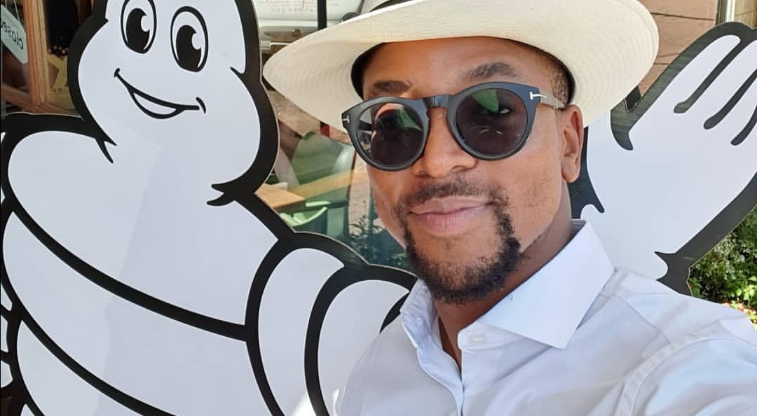 Black Twitter Reacts To Maps Maponyane's Response To A Bad Review On Buns Out