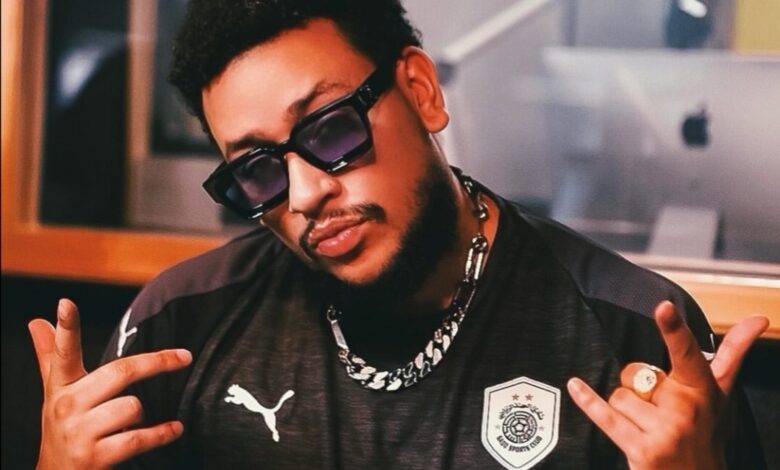 AKA's Mom On Board This Time With AKA's New Girlfriend!