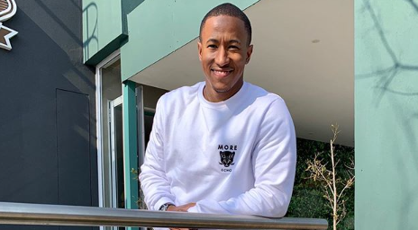 Pics! Bohang Moeko Shows Off The Keys To His Brand New Crib