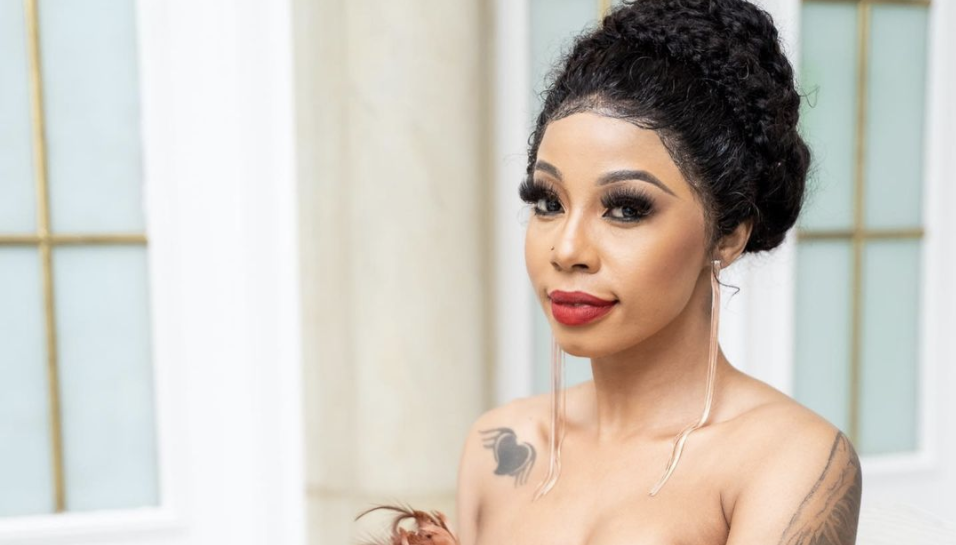 Pic! Kelly Khumalo Shows Off Her New Stomach Ink