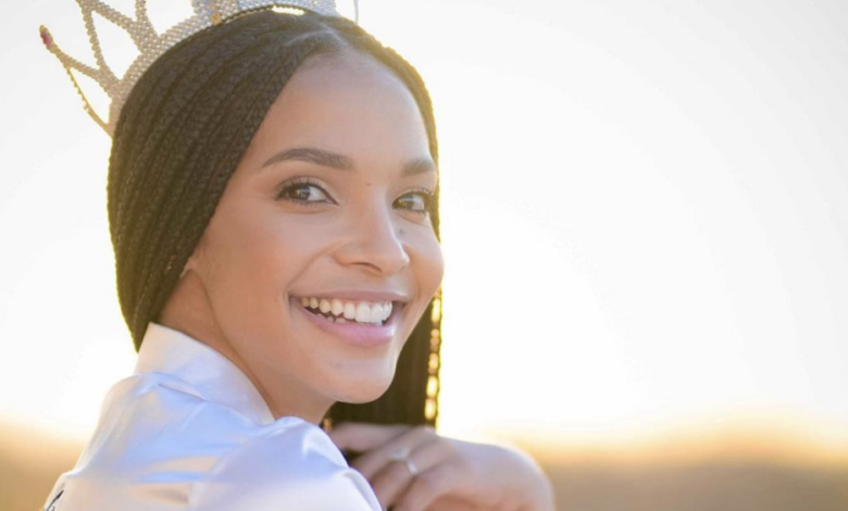Pics! Liesl Laurie Mthombeni Teases Photos From Her Bachelorette Party