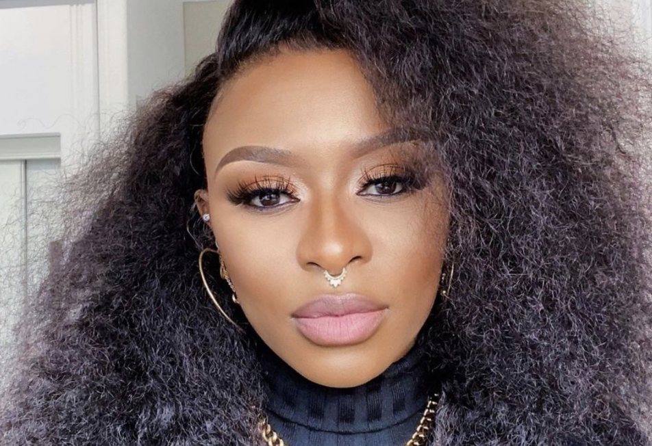Pic! DJ Zinhle Debuts Her Baby Bump In First Pregnancy Photo