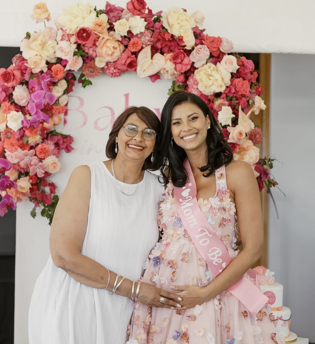 Tamaryn Green’s Joyful Baby Shower: Heartfelt Moments as She Embraces the Journey to Motherhood!