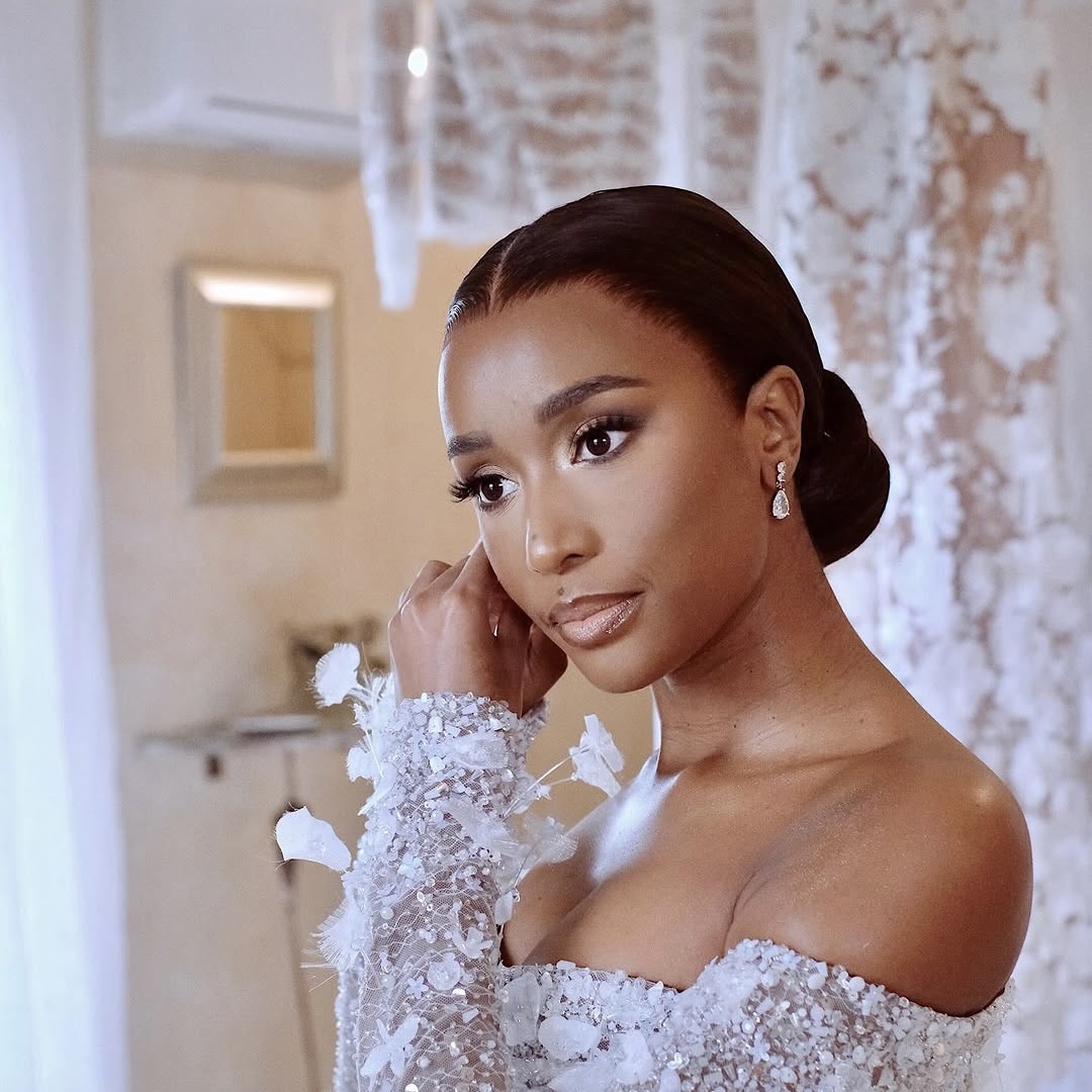 “Zozibini Tunzi Shocks Fans with an Enchanting Wedding Reveal!”